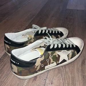 Golden Goose Sneakers